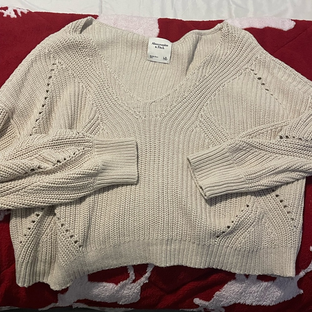 Women’s sweater